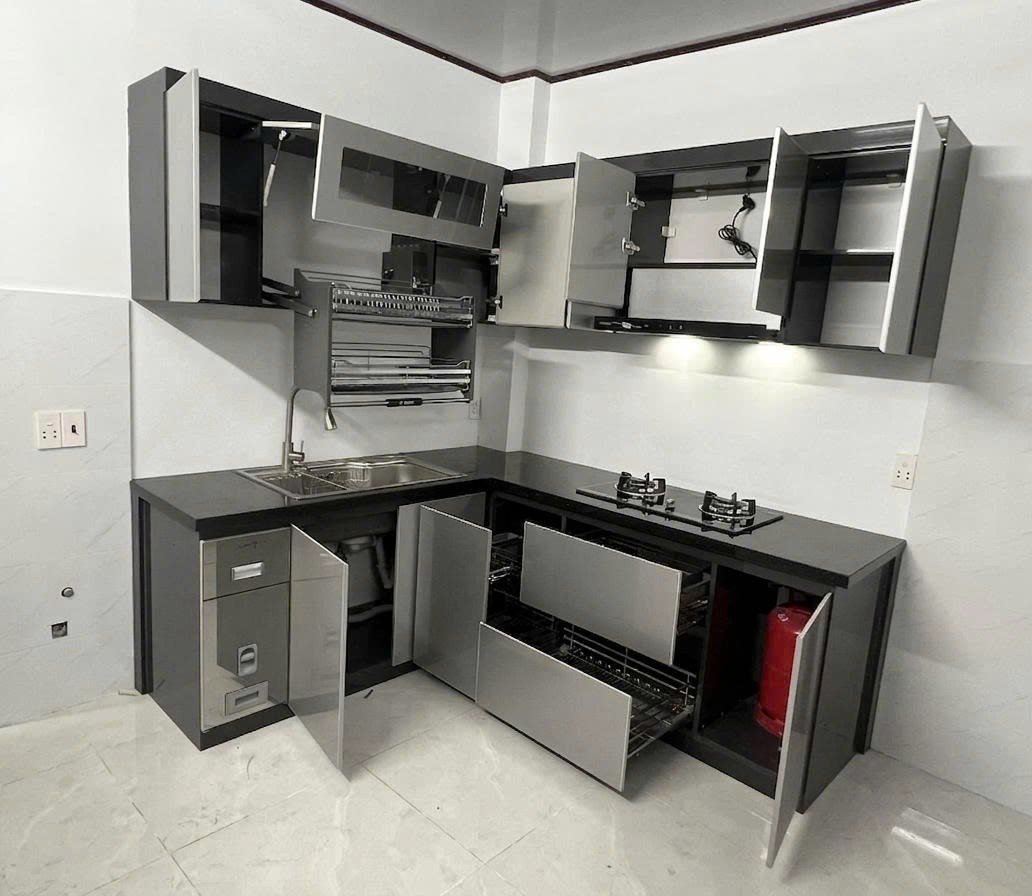Hoàn Thiện Dự Án Tủ Nhựa Bếp Hiện Đại – Không Gian Gọn Gàng & Tinh Tế 1